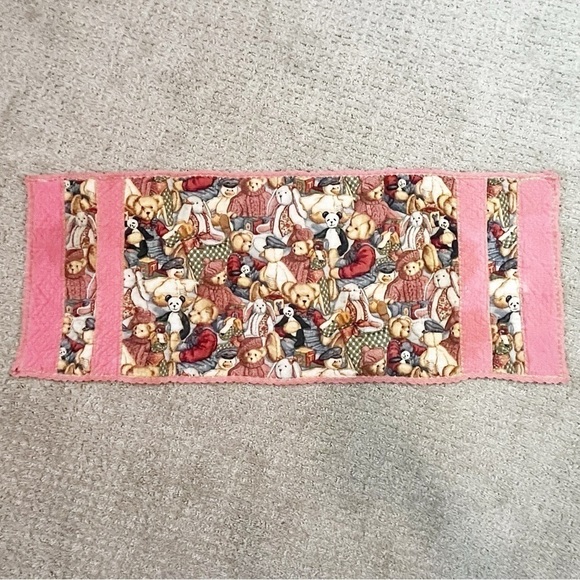 Handmade Pink Teddy Bear Table Runner Tea Party Dresser Scarf Shower Vintage - Picture 4 of 12